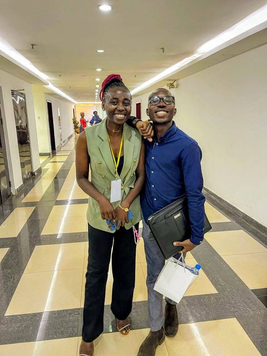 Class Pro 🇨🇲 (@classpro_237) on Twitter photo 🎓 #FEMI 2025 à Yaoundé
<a href="/Badalfohmoh7/">Badal Fohmoh 🇨🇲</a> (Présidente) & David Nyambioh (Suivi-éval) représentaient <a href="/ClassPro_237/">Class Pro 🇨🇲</a> à 2 jours de réflexion sur l’intégration de l’#EMI dans les programmes éducatifs 🇨🇲.
✅ Engagement, expertise, plaidoyer !
#ÉducationAuxMédias #EmiPourTous #ClassPro 🎓 #FEMI 2025 à Yaoundé
<a href="/Badalfohmoh7/">Badal Fohmoh 🇨🇲</a> (Présidente) & David Nyambioh (Suivi-éval) représentaient <a href="/ClassPro_237/">Class Pro 🇨🇲</a> à 2 jours de réflexion sur l’intégration de l’#EMI dans les programmes éducatifs 🇨🇲.
✅ Engagement, expertise, plaidoyer !
#ÉducationAuxMédias #EmiPourTous #ClassPro