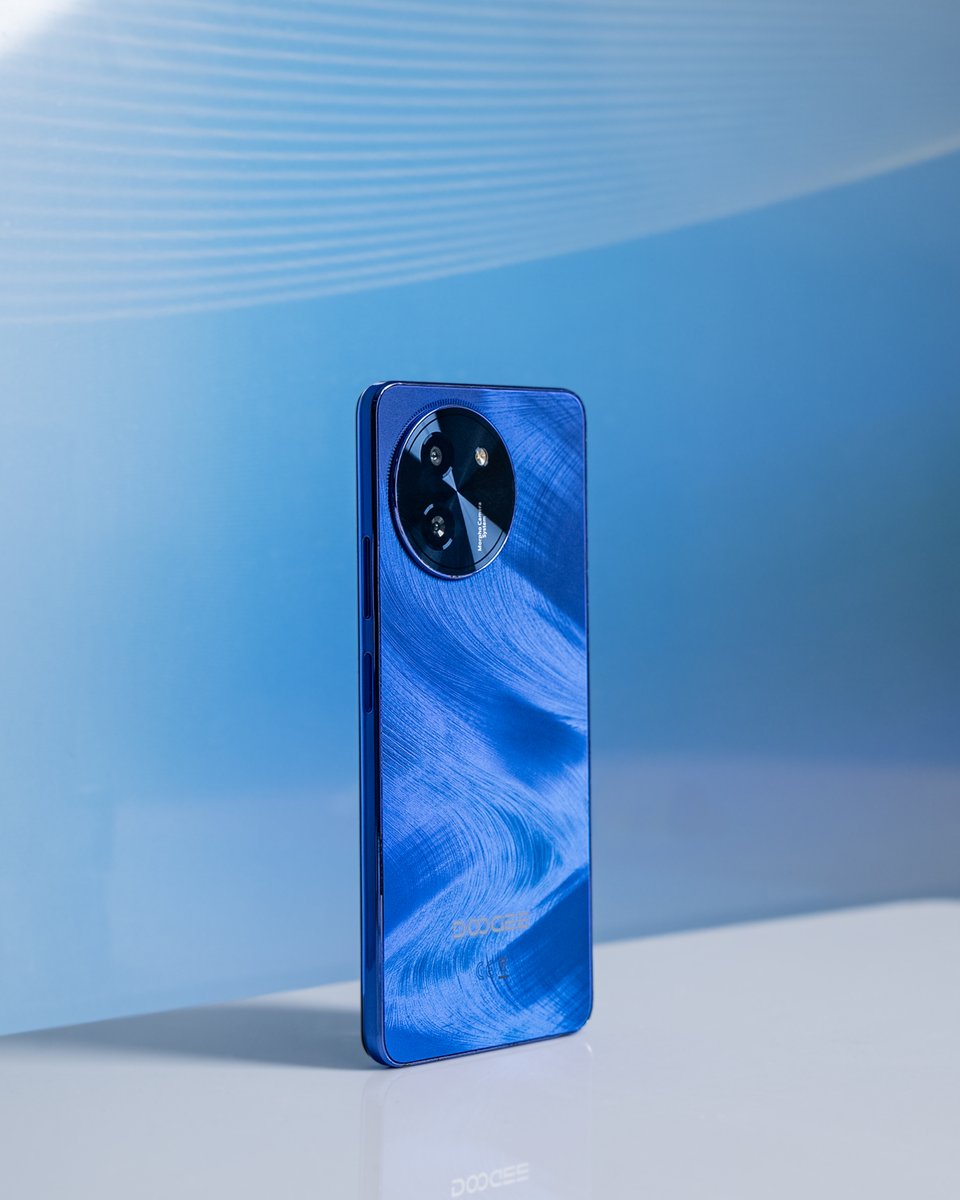 🔵Blue Hour - Note59 Pro+🔵
The blue gradient finish design makes the Note59 Pro+ look advanced and exquisite.
Available to buy now: bit.ly/42XwBMw
