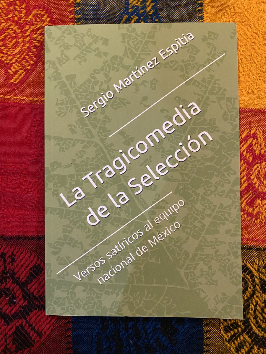 BBCapMex's tweet image. 673)
Martínez Espitia. Sergio,
"LA TRAGICOMEDIA 
DE LA SELECCIÓN".
Primera Edición.
Sin casa editora.
México, diciembre, 2023.
79 páginas.
Tiro: Sin dato.