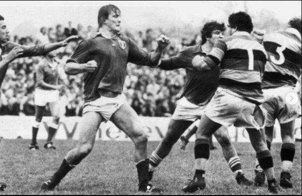 rugbysphere's tweet photo. 🥊🥊 La bagarre!!
🔴🟠⚫️Waikato 🏈 France 🇫🇷  1979
📷 Waikato Rugby

#Rugby #Rugbyvintage #XVdeFrance #WaikatoRugby https://t.co/lg5WQLv0Ry