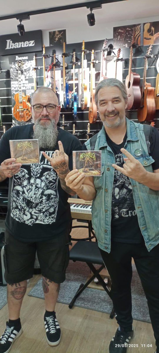 Nuestros amigos de la asociación #septimoinfierno Fran y Salva ya se hicieron con su copia del #blackdahlia
Tú te puedes pillar la tuya en la web de #thefishfactory y #demonsshop