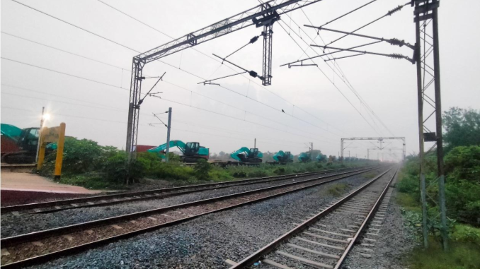 RailAnalysis's tweet photo. #KECInternational played a key role in the inauguration of #SabarmatiBotad and #RajkotVeraval sections
Read more: https://t.co/ot5xG6a9He
#Gujarat #Railtransformation #Electrification #Infrastructure #Westernrailway #Connectivity #Vandebharatcorridor #Railanalysis https://t.co/YwBruXyjos