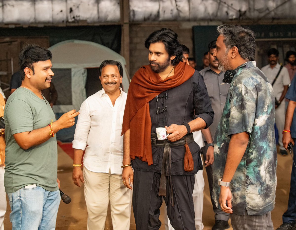 A Dayakar Rao (@adayakarrao2) on Twitter photo Behind every frame, a storm brews. βοΈπ¦
#HariHaraVeeraMallu in cinemas worldwide from JUNE12th, 2025. π₯
#HHVMonJune12th #HHVM #DharmaBattle #VeeraMallu
Powerstar <a href="/PawanKalyan/">Pawan Kalyan</a> <a href="/AMRathnamOfl/">AM Rathnam</a> <a href="/thedeol/">Bobby Deol</a> #SatyaRaj <a href="/AgerwalNidhhi/">Nidhhi Agerwal π Panchami</a> <a href="/amjothikrishna/">jyothi krisna</a> <a href="/mmkeeravaani/">mmkeeravaani</a> <a href="/ADayakarRao2/">A Dayakar Rao</a> Behind every frame, a storm brews. βοΈπ¦
#HariHaraVeeraMallu in cinemas worldwide from JUNE12th, 2025. π₯
#HHVMonJune12th #HHVM #DharmaBattle #VeeraMallu
Powerstar <a href="/PawanKalyan/">Pawan Kalyan</a> <a href="/AMRathnamOfl/">AM Rathnam</a> <a href="/thedeol/">Bobby Deol</a> #SatyaRaj <a href="/AgerwalNidhhi/">Nidhhi Agerwal π Panchami</a> <a href="/amjothikrishna/">jyothi krisna</a> <a href="/mmkeeravaani/">mmkeeravaani</a> <a href="/ADayakarRao2/">A Dayakar Rao</a>