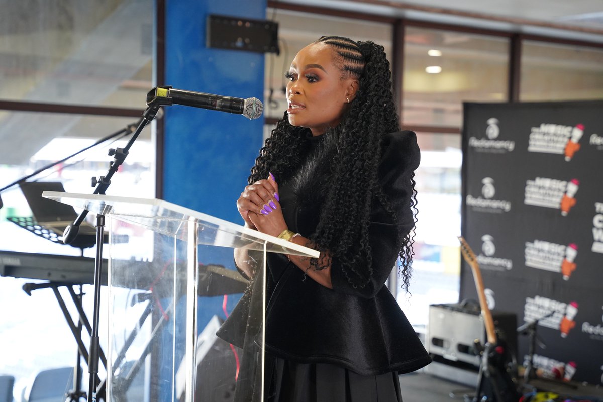 NYDARSA's tweet photo. [IN PICTURES] Nene bek`nene! 

The Young The Music Creatives Workshop is on!

The creative industry of Mpumalanga is buzzing coming come through wena in the creative industry.

#NYDA #CreativeSolutions #MpumalangaVibes #mpumalanga 
#YoungCreativesChallenge https://t.co/Nrsj0MTqL5