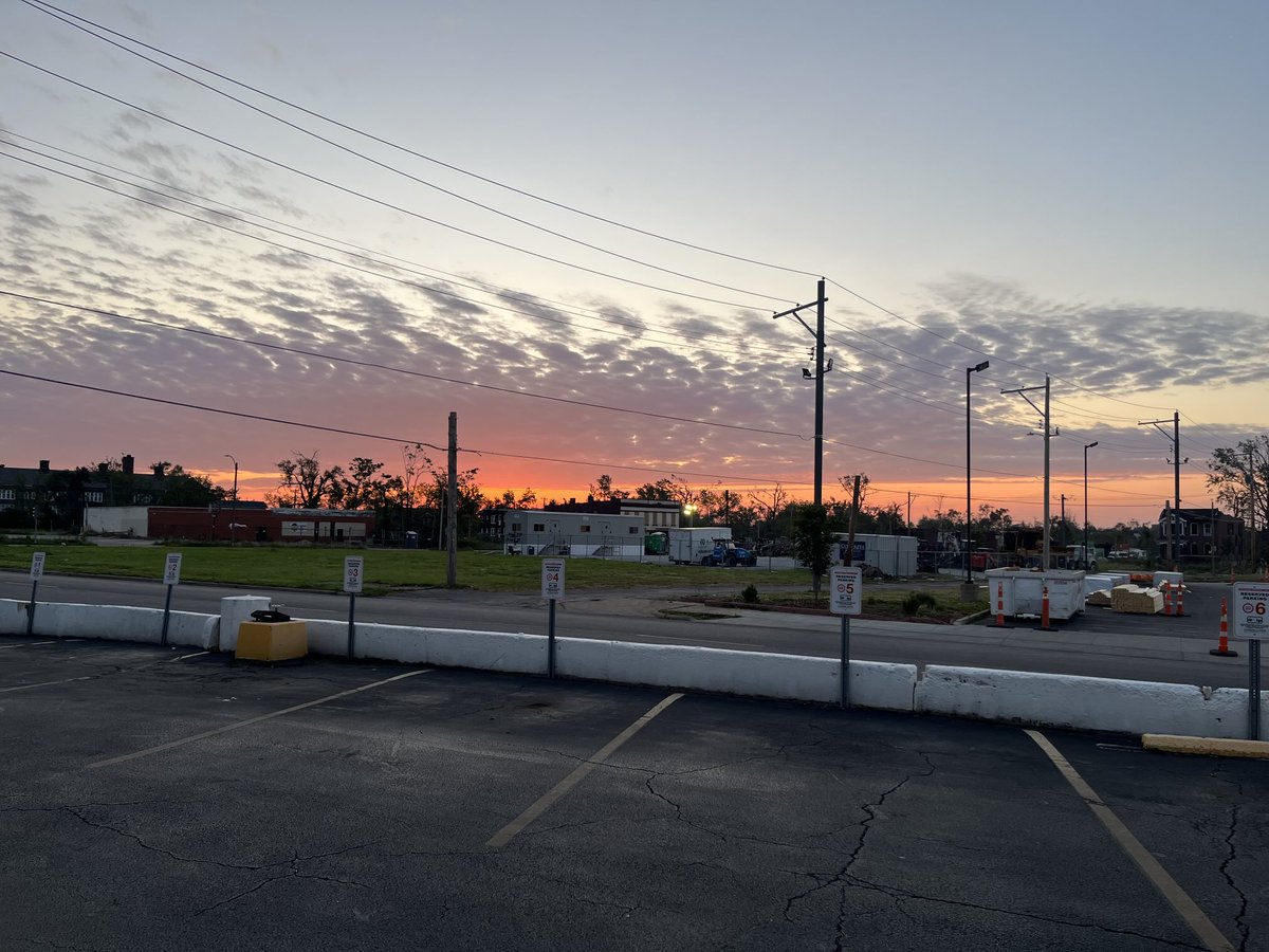 Good morning from North St. Louis. Beautiful sunrise getting underway to start your Friday eve! It is a dry start to your morning but there could be some rain later today so just be aware if you’re heading out. Happy Thursday everyone!