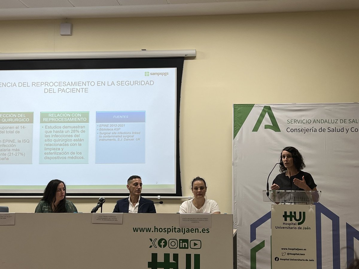 Maravillosa presentación de  MªAngeles Ruiz Cabrea supervisora de la central de Esteril del <a href="/HospitalUVRocio/">Hospital Universitario Virgen del Rocío</a> en las III  jornadas de enfermeria de Medicina Preventiva <a href="/SAMPSP1/">@SAMPSPGS</a>. “El reprocesamiento es parte fundamental en la prevención de la infección del sitio quirúrgico “