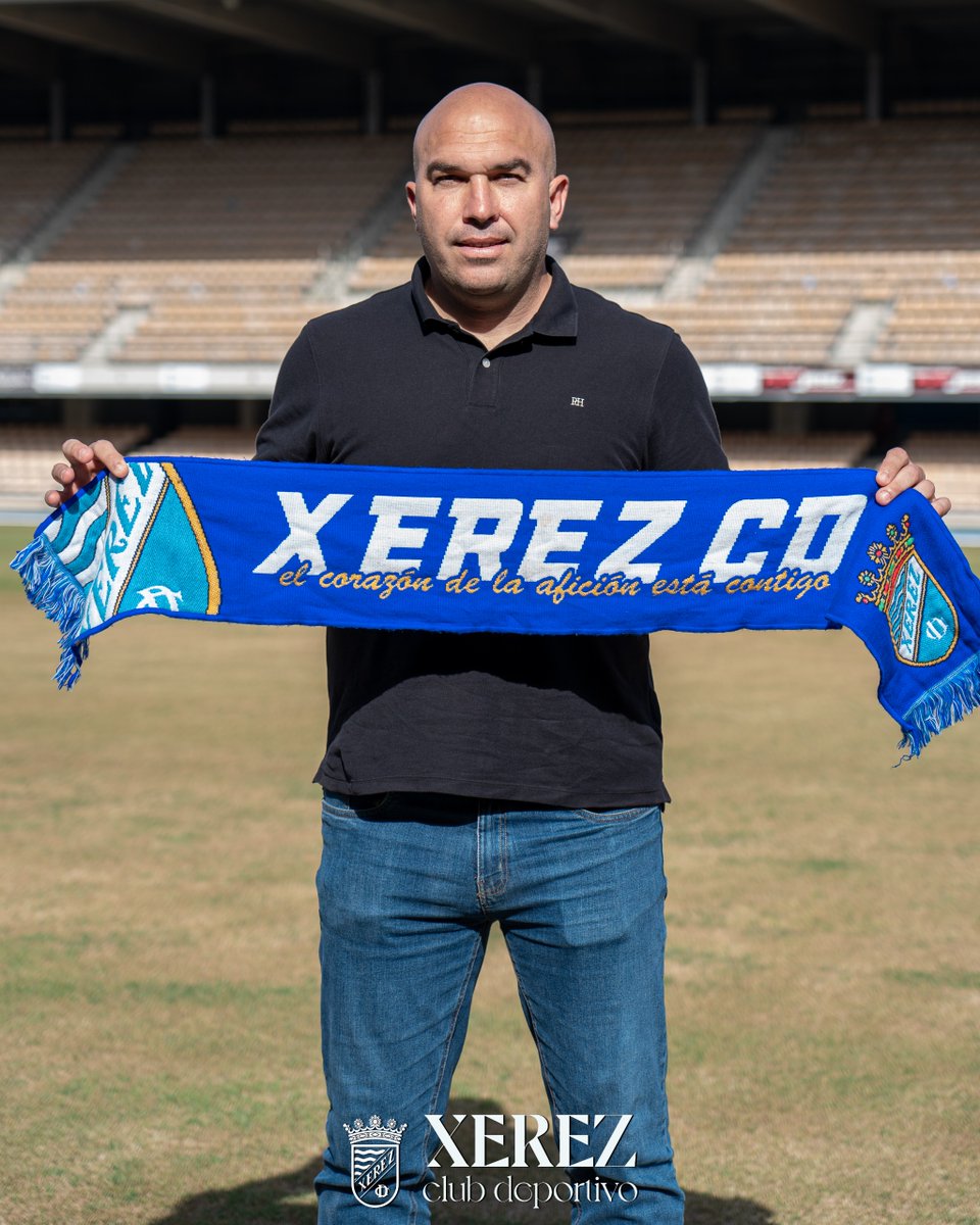 Xerez Club Deportivo (@xerezcd_oficial) on Twitter photo A formar parte de la ๐ต๐ถ๐๐๐ผ๐ฟ๐ถ๐ฎ.
<a href="/diego5galiano/">Diego Galiano</a>
#GalianoAzulino | #TuAsientoTieneHistoria A formar parte de la ๐ต๐ถ๐๐๐ผ๐ฟ๐ถ๐ฎ.
<a href="/diego5galiano/">Diego Galiano</a>
#GalianoAzulino | #TuAsientoTieneHistoria