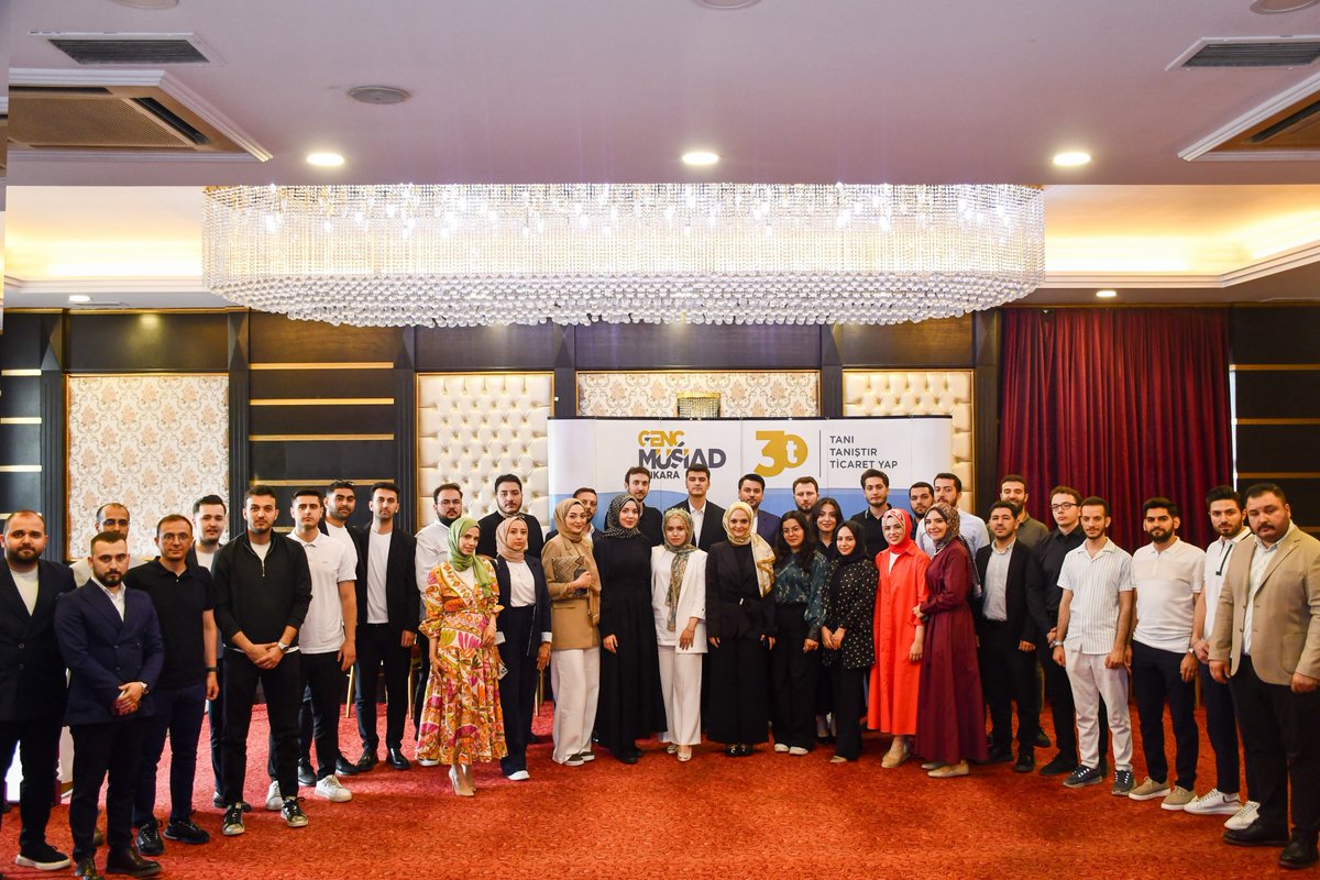 3T Etkinliğimizden Kareler 📸

Dönemimizin ilk Tanı, Tanıştır, Ticaret Yap etkinliğini keyifli ve verimli bir şekilde gerçekleştirdik.

Katılan tüm üyelerimize teşekkür ederiz.