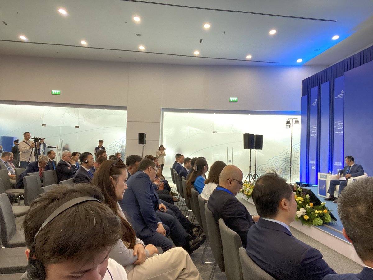 <a href="/OECD/">OECD ➡️ Better Policies for Better Lives</a> Deputy Secretary General <a href="/F_Lapecorella/">Fabrizia Lapecorella</a> spoke at the <a href="/AstanaIntlForum/">Astana International Forum</a> 2025 panel session on Enhancing Regional #Connectivity and Unleashing Development Potential, presenting the organization’s perspectives on the collective efforts to this end.
The panel was excellently