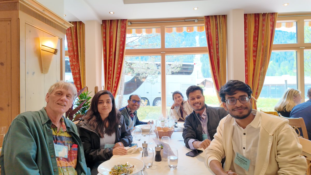 Antara Reja tweet media