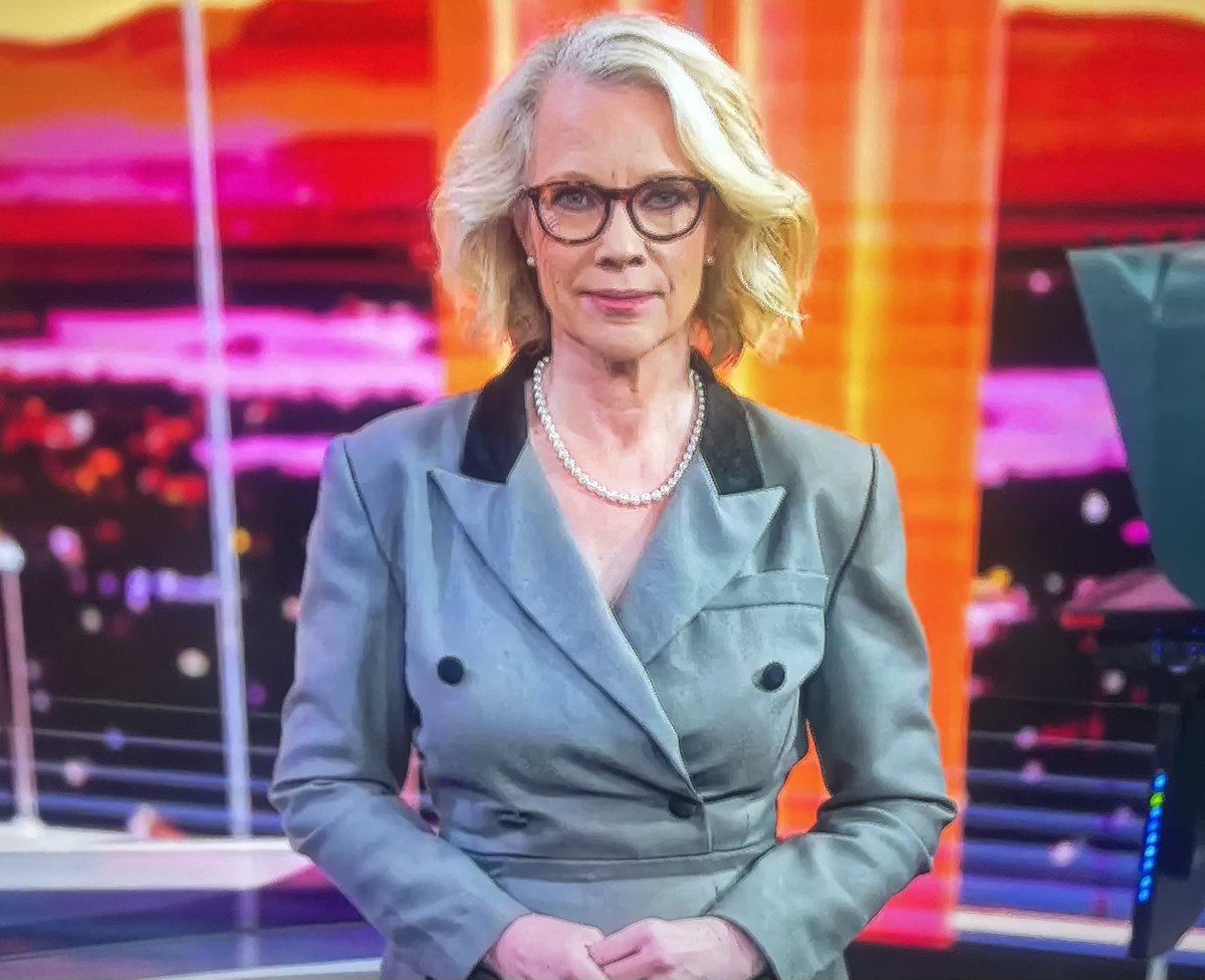 Farewell Laura Tingle. 
Thank you for everything. 
We will miss you. 💕
#abc730 #auspol <a href="/abcnews/">ABC News</a>