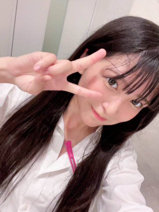 秋月莉緒のTwitter画像21