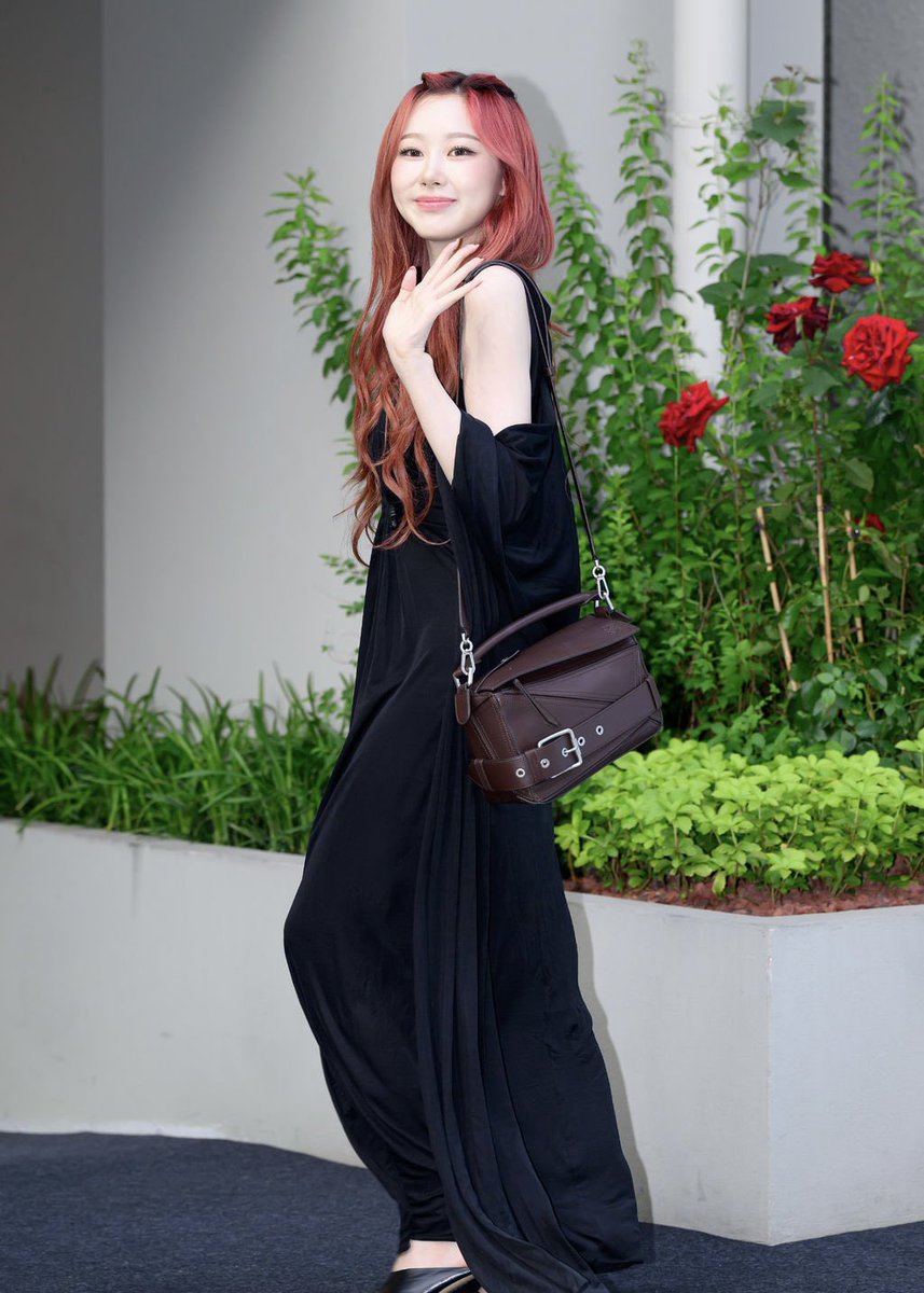250529 Casa LOEWE Seoul

#GISELLE #지젤
#GISELLExLOEWE #Puzzle10