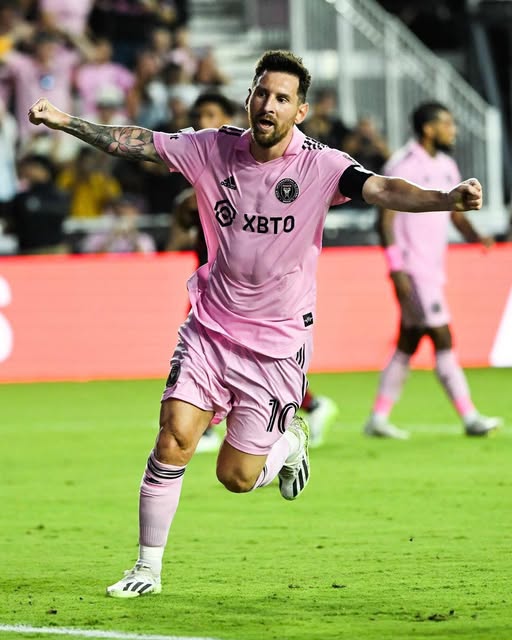 Igortips1's tweet photo. Messi at his absolute best last night! 🌟 Scored 2 stunning goals and reminded everyone why he's the GOAT. So glad I backed him to score – easiest bet of the week! 💰 Who else cashed in on Leo's magic? #Messi #GOAT #MyBettingWin https://t.co/OYanJtD5RD