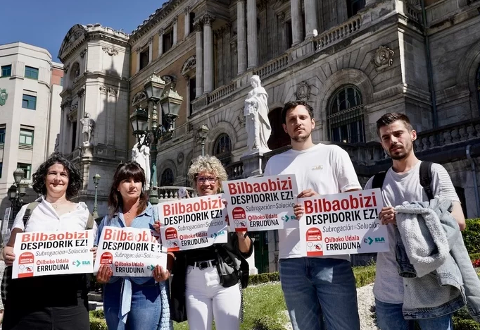 naiz_info's tweet photo. Expulsan del pleno a los trabajadores de Bilbaobizi que denunciaban sus despidos https://t.co/PYwKG6Xu7d
✍️ @asierrobles https://t.co/8sTabFDdq2