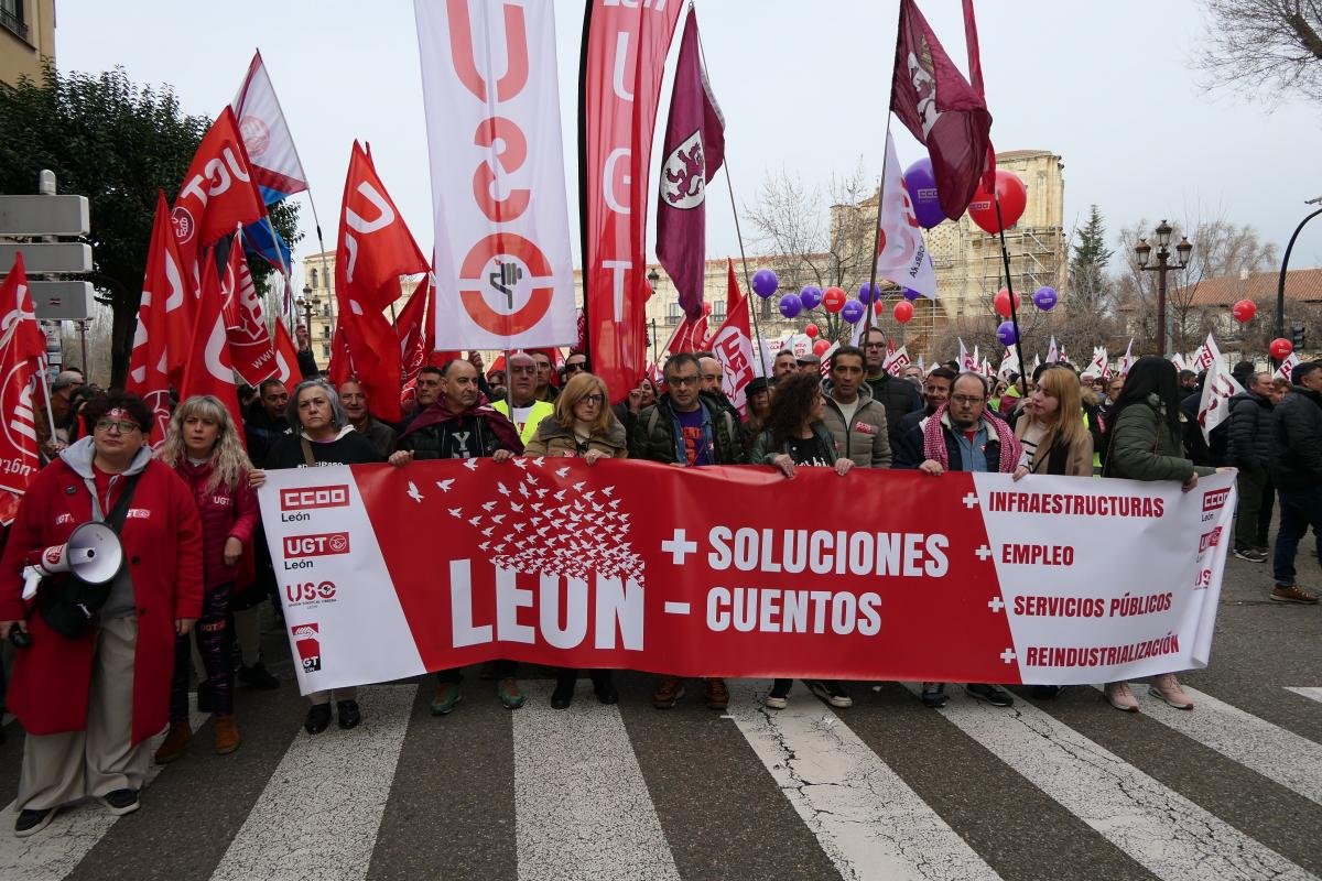 CCOO Castilla y León (@ccoocyl) on Twitter photo <a href="/CCOOLeon/">CCOO de León</a> denuncia el deterioro de la provincia
👉 Las patronales bloquean los convenios en sectores provinciales clave, mientras se suceden los ERTE, ERE y el cierre de empresas
bit.ly/4kFbvtm <a href="/CCOOLeon/">CCOO de León</a> denuncia el deterioro de la provincia
👉 Las patronales bloquean los convenios en sectores provinciales clave, mientras se suceden los ERTE, ERE y el cierre de empresas
bit.ly/4kFbvtm