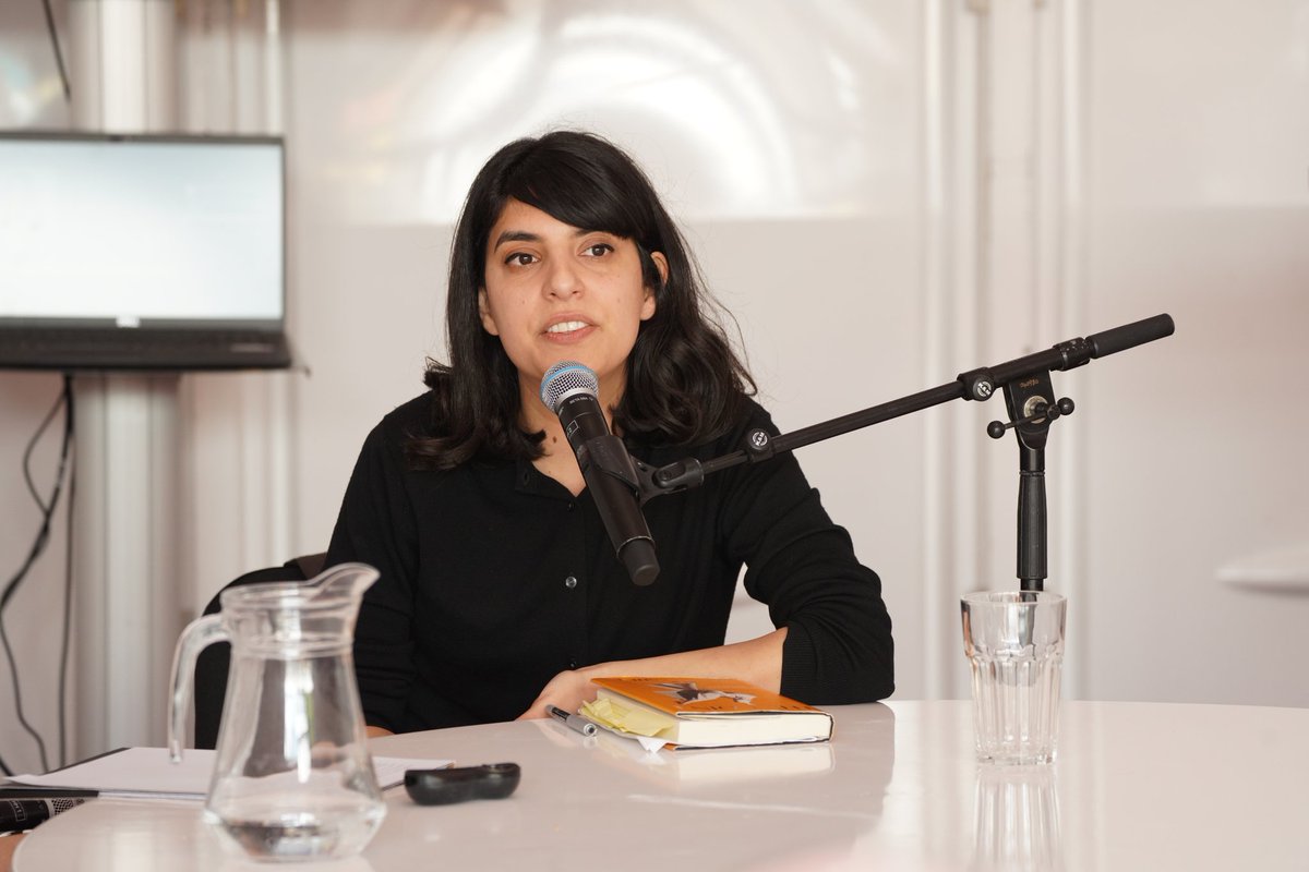 dylanthomprize's tweet image. Wonderful insight delivered to the @hayfestival 'writers at work' group into the workings and creative process of our 2025 winner, Yasmin Zaher. #SUDTP25 #HayFestival