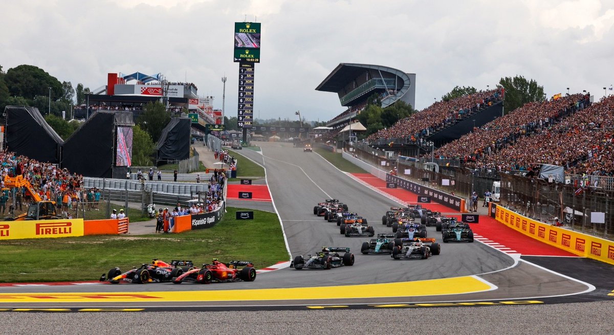 ⏰¡Horarios Gran Premio de Barcelona!🇪🇸

F1 y F2

Viernes
🔸Libres 1 13:30h
🔹Libres 2 17:00h

(f2)Clasificación 16:00h

Sábado
🔶Libres 3 12:30h
💥Clasificación 16:00h

(f2)[Sprint Race] 14:15h

Domingo 
🏁Carrera 15:00h 

(f2) Carrera 10:00h

#f1 #SpanishGP