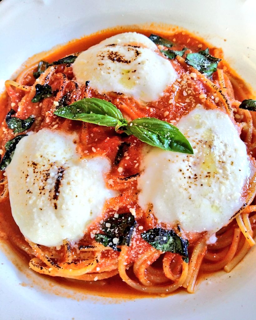 パスタ マルゲリータ
#イタリア料理 #料理好き  #料理記録 #料理好きな人と繋がりたい  #パスタ #おうちごはん
