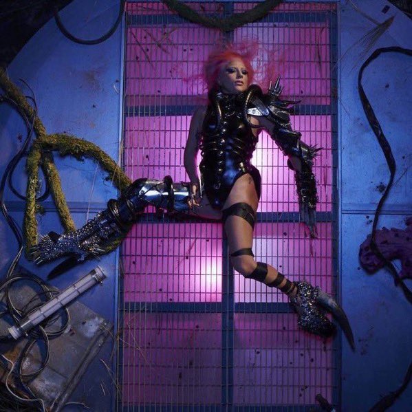 henrydelrey's tweet image. happy 5th anniversary to the album that blessed our pandemics; Lady Gaga’s sixth studio album, Chromatica.
the record marked a return to her dance-pop roots, and went on to become a global success selling over 4M copies, scoring #1 and top 5 singles and winning a GRAMMY.
