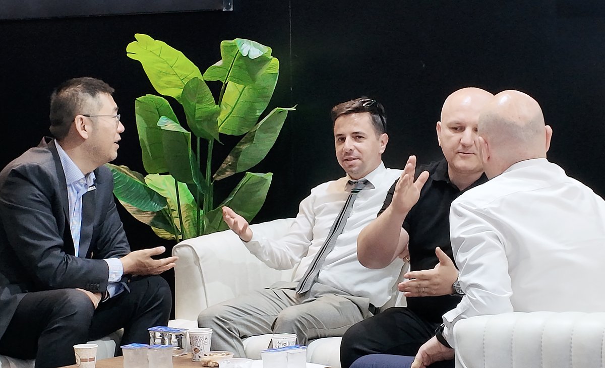 Maxphotonicsofc's tweet image. Day 2 of #WinEurasia in #Istanbul!
At this time, not just the handheld laser welding machine, but a stunning array of #Maxphotonics products, including the Elite series, single module 12,000W fiber laser, 30,000W cutting head, are stealing the spotlight!

Hall 5, D110
May 28 - 31