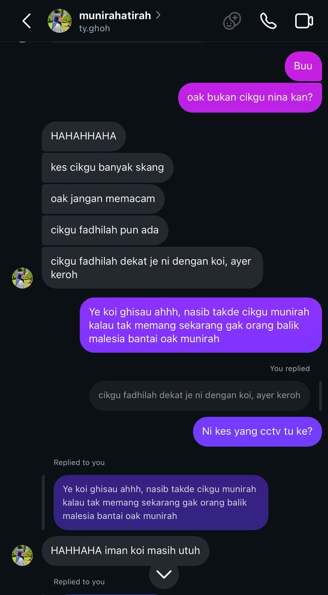 QylaAsli's tweet photo. too much news recently kait dengan cikgu so sebagai sister yang bertanggungjawab, sis menjalankan tugas https://t.co/cpUKTSlW59