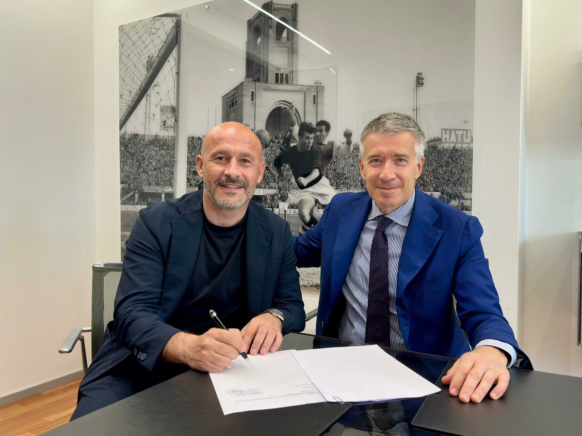 ✅✍🏻 UFFICIALE IL RINNOVO DI ITALIANO!
Il #BolognaFc comunica di aver raggiunto l’accordo con Vincenzo #Italiano per il prolungamento del contratto fino al 30 giugno 2027

#SerieA #Bologna