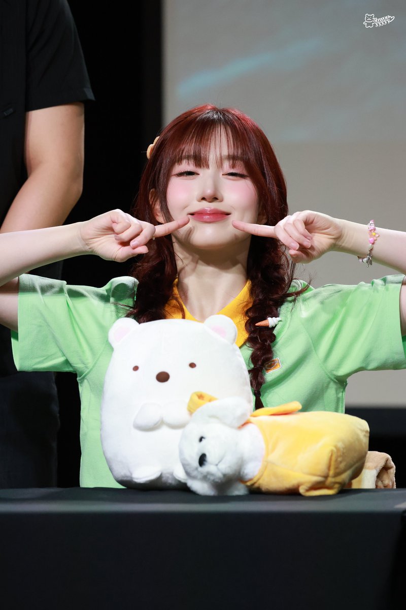 5hwonyyyyy's tweet photo. 250529 SW HQ

👧🏻

#NMIXX #엔믹스
#해원 #HAEWON
#해원이를_원해 https://t.co/WWGuHMlCP7