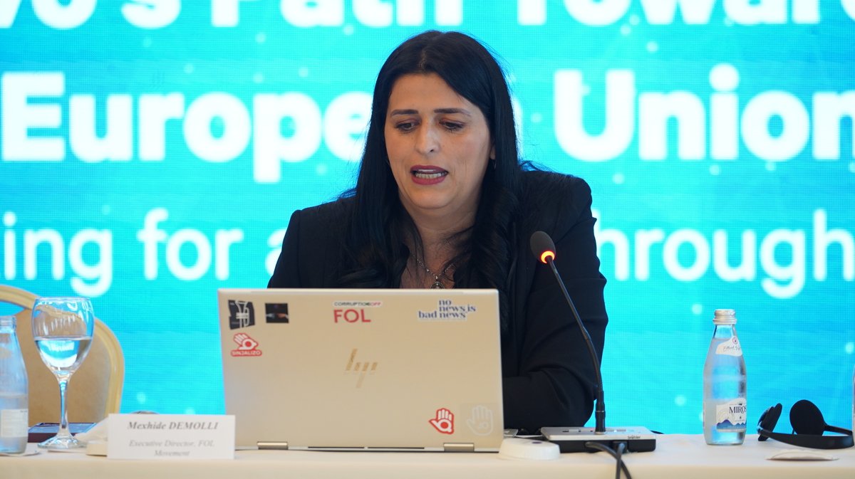 ShkollaPolitike's tweet photo. Closing Conference | Kosovo’s Path Towards the European Union: Looking for a Breakthrough 🇪🇺
🗓️ May 28 
PIPS &amp; @LevizjaFOL held the closing conference of our MATRA-funded project:
 “Enhancing Public Accountability of the European Integration Process”
🧵👇 1/5 https://t.co/MaBvXRbrur
