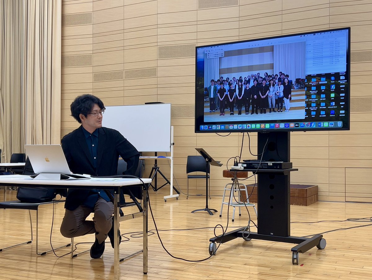 æ¡åããïœYu KUWABARA (@yupipipipipi) on Twitter photo 13幎åœç«é³æ¥œå€§åŠã§åŠã³ã婿ã¯3幎ç®ãšããäŒè€å
çãªãã§ã¯ã®å
容ã§ã貎éãªäœéšè«ãçµéšè«ãã話ãããã ããŸãããç§ãåœé³ã«ã€ããŠç¥ããªãããšããŸã ãŸã å€ãããããžãå匷ã«ãªããŸãããåŠçãã¡ã®èŠæ¬ã«ãªãããã«ãšãã¬ãžã¡ãå®ç§ãªäœè£ã§ãçšæãã ãã£ãŠãç®ãèŠåŒµããŸããïŒ 13幎åœç«é³æ¥œå€§åŠã§åŠã³ã婿ã¯3幎ç®ãšããäŒè€å
çãªãã§ã¯ã®å
容ã§ã貎éãªäœéšè«ãçµéšè«ãã話ãããã ããŸãããç§ãåœé³ã«ã€ããŠç¥ããªãããšããŸã ãŸã å€ãããããžãå匷ã«ãªããŸãããåŠçãã¡ã®èŠæ¬ã«ãªãããã«ãšãã¬ãžã¡ãå®ç§ãªäœè£ã§ãçšæãã ãã£ãŠãç®ãèŠåŒµããŸããïŒ