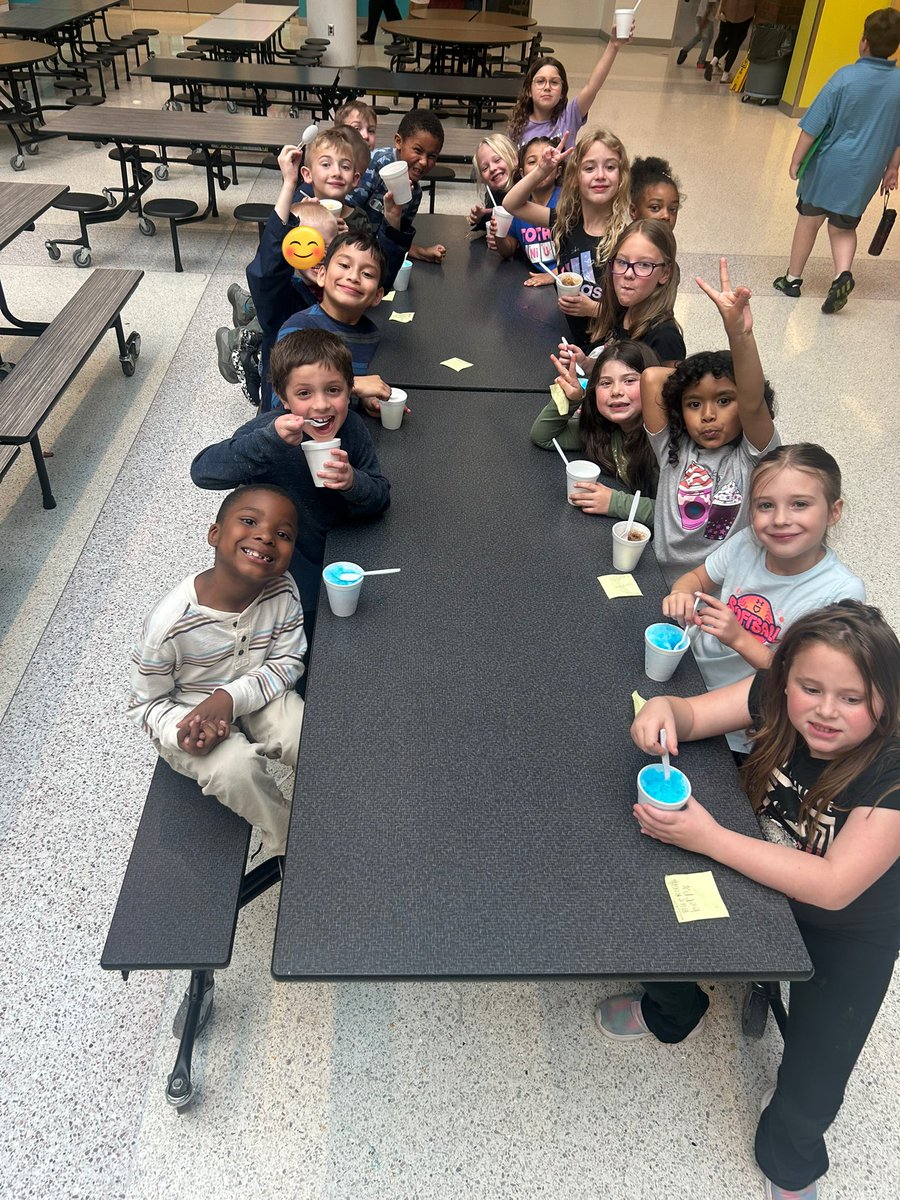 Amanda Seretti tweet media