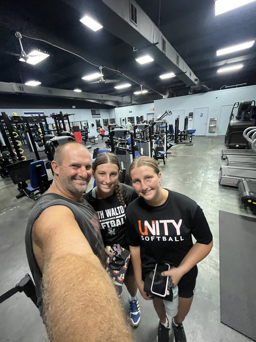 Joe Kreinus (@joe_kreinus) on Twitter photo Last 4am lift of the school year ✅🌅🏋️. Dedication, determination, and positive mindset 💪 It takes what it takes!! <a href="/TatumKreinus/">Tatum Kreinus 2026</a> <a href="/ZoeyKreinus/">Zoey Kreinus 2027</a> Last 4am lift of the school year ✅🌅🏋️. Dedication, determination, and positive mindset 💪 It takes what it takes!! <a href="/TatumKreinus/">Tatum Kreinus 2026</a> <a href="/ZoeyKreinus/">Zoey Kreinus 2027</a>