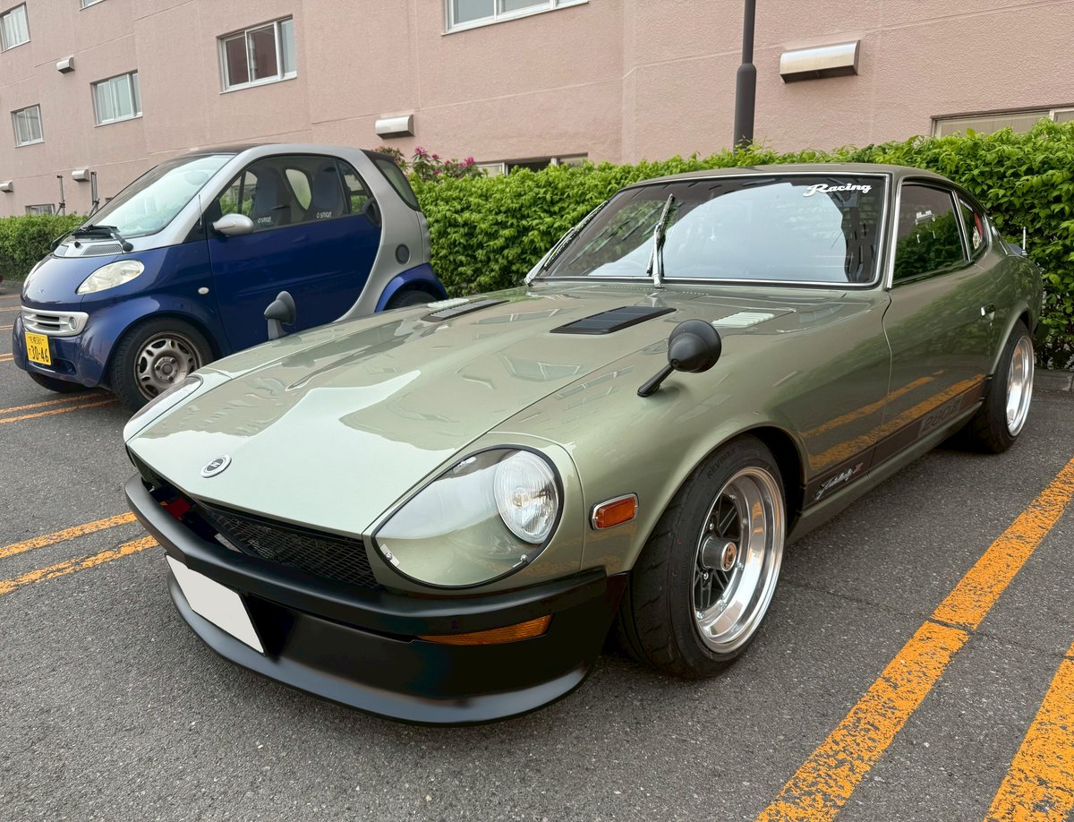 bakenekotrim's tweet photo. この病院に行くたびに
名車を見られるな~!
#smart450 #smart #smartcar #smartcars #mccsmart #スマート #smartcoupe #smartcoupé #smartfortwo
#フェアレディZ #日産フェアレディZ #Datsun #ダットサン #NISSAN https://t.co/fTjVj8qyhP