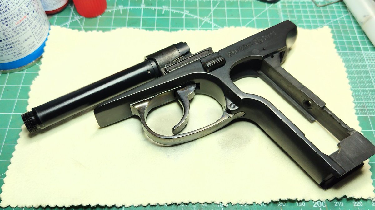 KSC マカロフPM カスタム中
フレーム側の黒染めしたパーツを組立てました
 #エアガン #カスタム