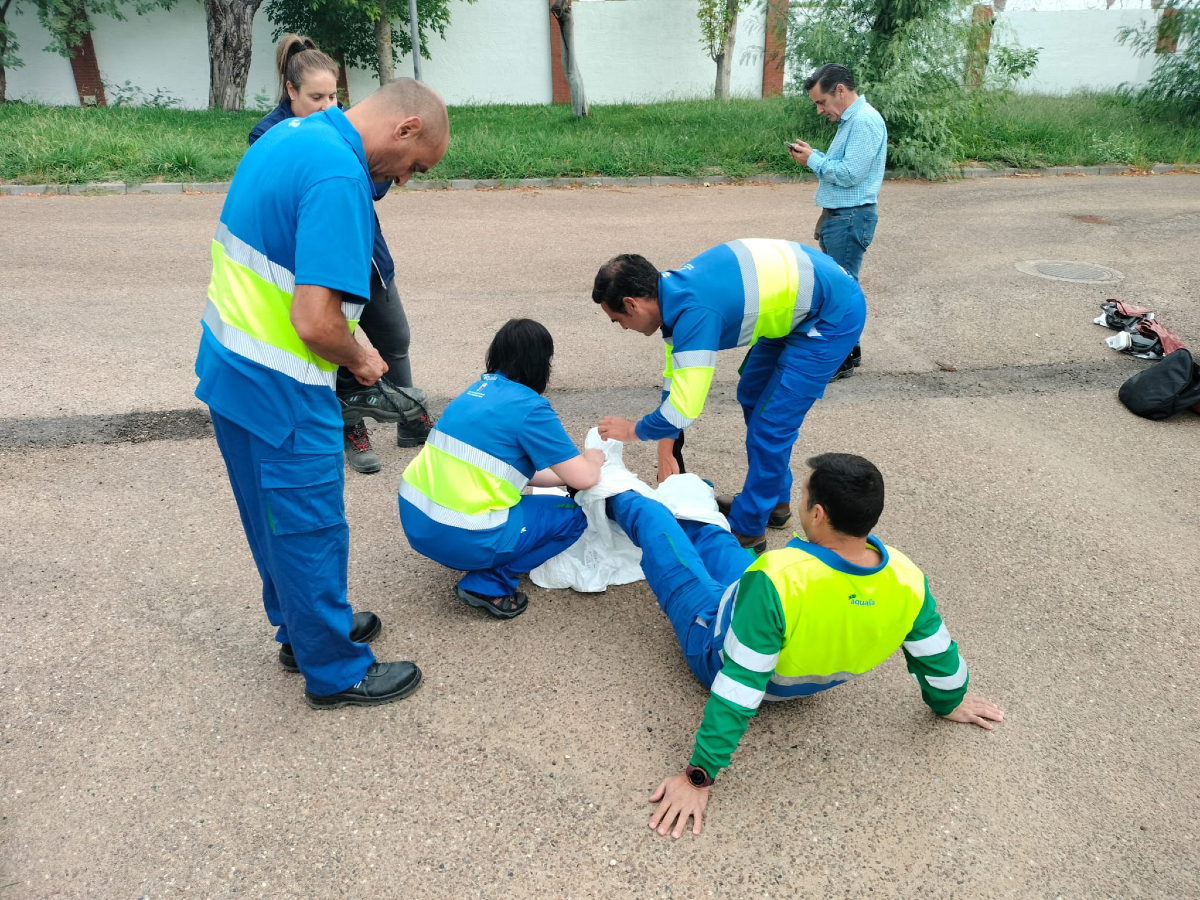 PrevenControl's tweet image. ‼️ Preparados para lo inesperado 

En #PrevenControl sabemos que la mejor forma de actuar ante una emergencia es haberla vivido antes… aunque sea en una simulación.

✅ Porque cuando los segundos cuentan, la preparación marca la diferencia.