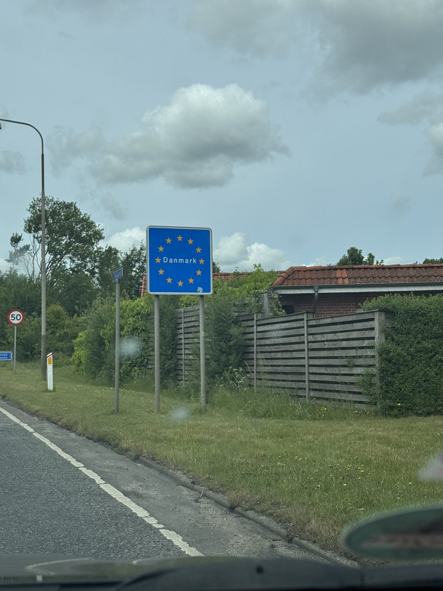 andron13 tweet media