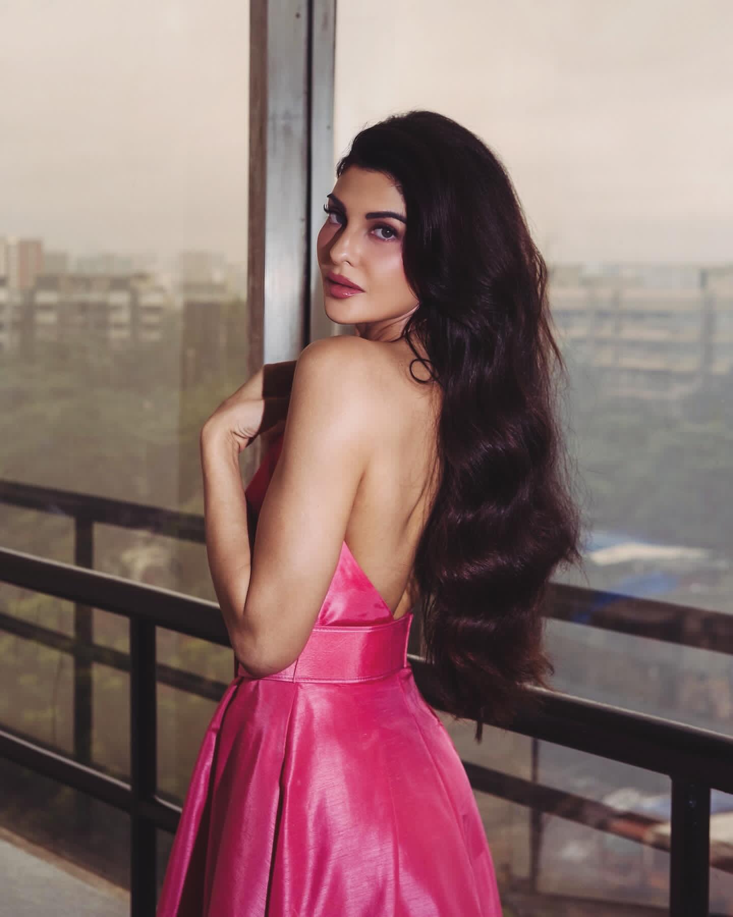 GsHSht8aUAAdGKN?format=jpg&name=large