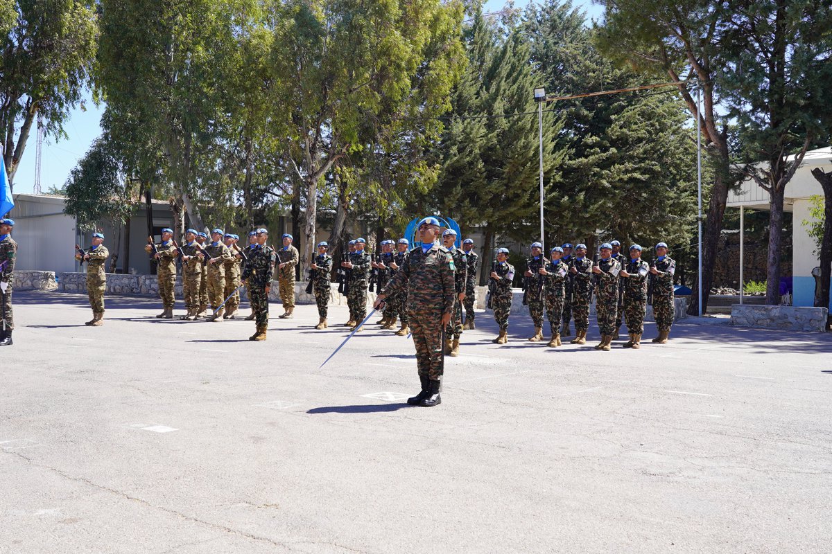 Today #UNDOF held a ceremony in honour of International Peacekeepers Day. Maj Gen Anita Asmah, Head of Mission and Force Commander, laid a wreath in memory of all peacekeepers of UNDOF who had made the ultimate sacrifice. (Tweet 1 of 2) #Golan