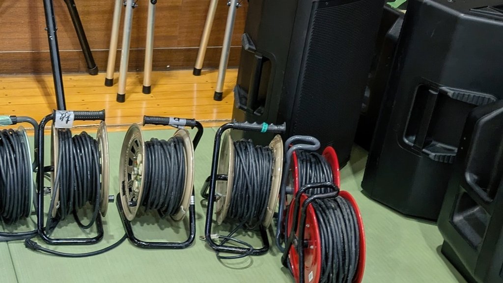 時系列めちゃくちゃですが、、
本日(05/28)は体育祭にむけ準備していました。明後日、晴れることを願って放送部一同頑張ります。