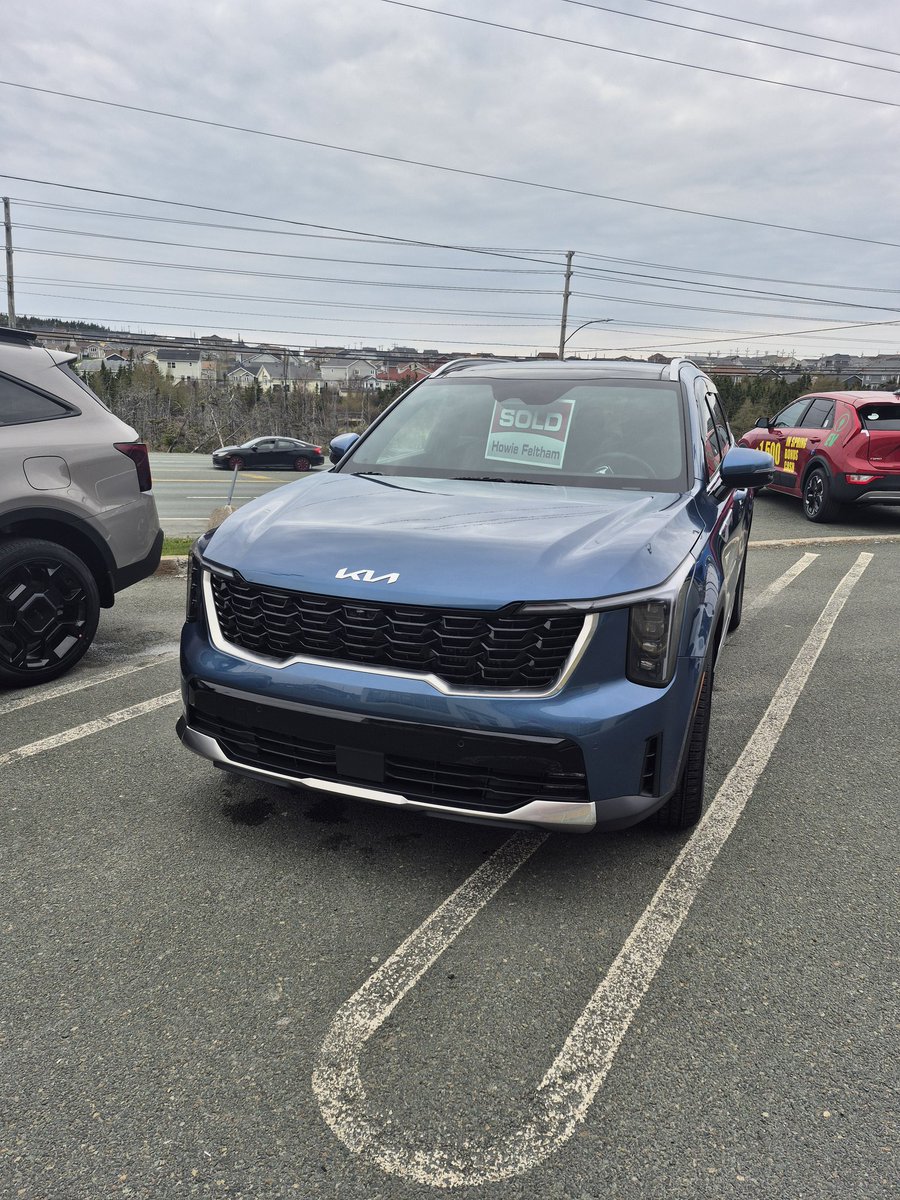 HowieFeltham's tweet photo. β‘οΈ The 2025 Kia Sorento HEV & PHEV are here!
π 6-passenger comfort
πΏ Hybrid & Plug-In power
π¨ AWD & amazing fuel savings
π EV mode (PHEV) = gas-free trips!
π East Coast Kia | π² 709-315-0283
#KiaSorento #HEV #PHEV #HybridPower #EastCoastKia #DriveKia #FuelSmart #EVLife https://t.co/TLp7uEfB57