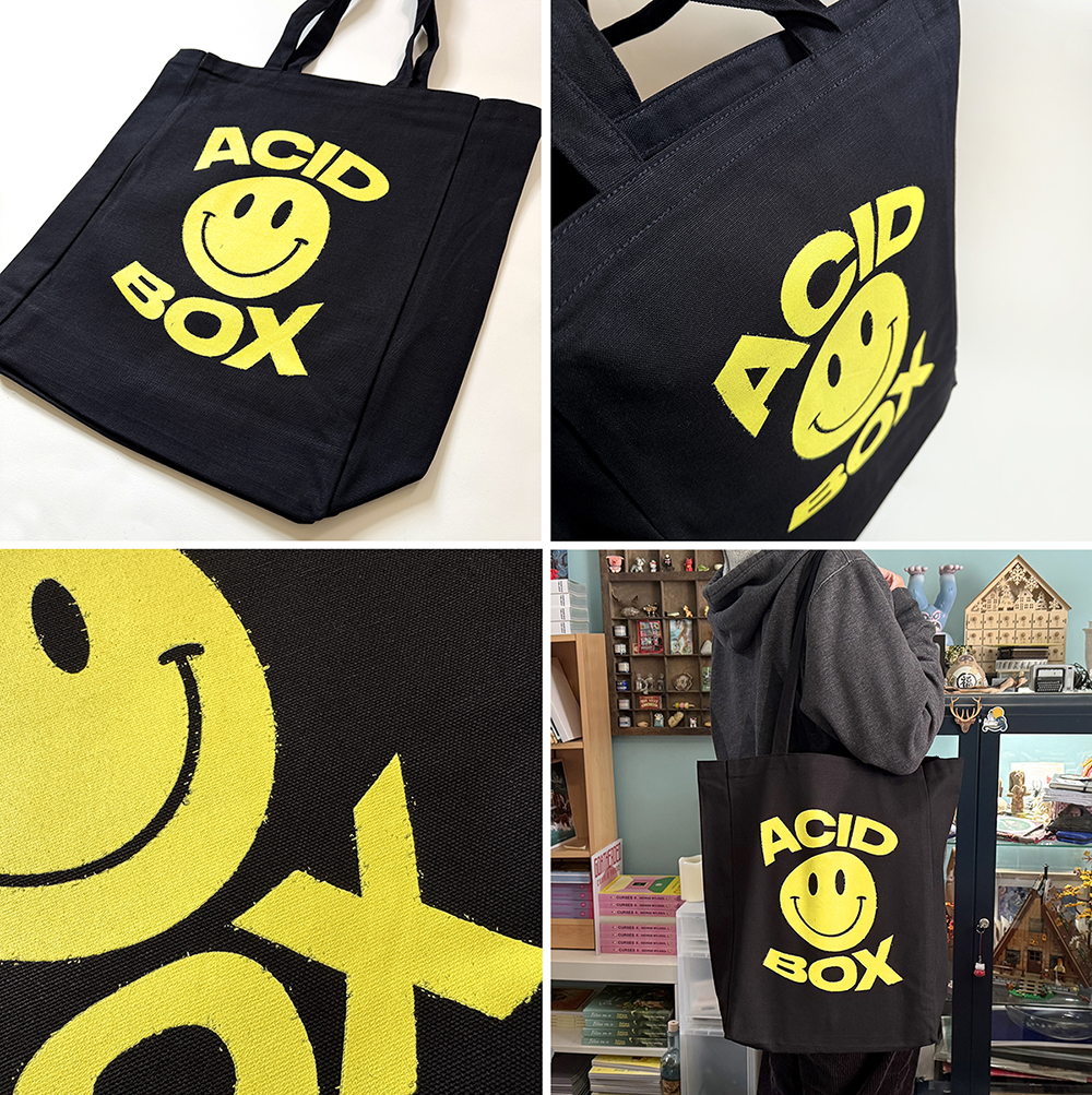 AveryHillPubl's tweet photo. Only a few hours left on our ACID BOX Kickstarter Campaign!
Don't miss out: https://t.co/yyfYjKeV7l
#comic #comics #comicbook #kickstarter #acidbox https://t.co/6uwXiSRtgV
