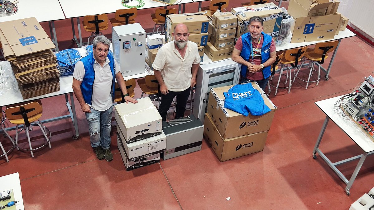 IES Tomas y Valiente (@iestomvalmadrid) on Twitter photo Recibimos una generosa donación de la empresa <a href="/ChintElectrics/">ChintElectrics Spain</a> para seguir trabajando con nuestro alumnado de #FP y desarrollando interesantes proyectos tecnológicos #Gracias Recibimos una generosa donación de la empresa <a href="/ChintElectrics/">ChintElectrics Spain</a> para seguir trabajando con nuestro alumnado de #FP y desarrollando interesantes proyectos tecnológicos #Gracias