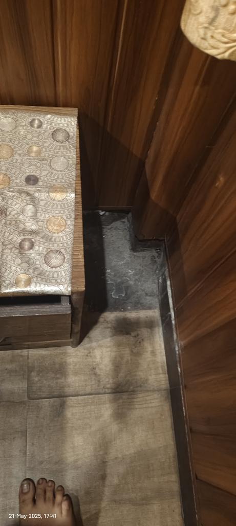TheParmar's tweet photo. Reality of Lake and Woods Resort, Bhimtal.

Never go to this hotel. Never trust @makemytrip — all cheaters.
MMT allows fake reviews &amp; images, and when you complain, even after committing a full refund on call, they ghost you.

Cheaters https://t.co/thfmsBHbmu