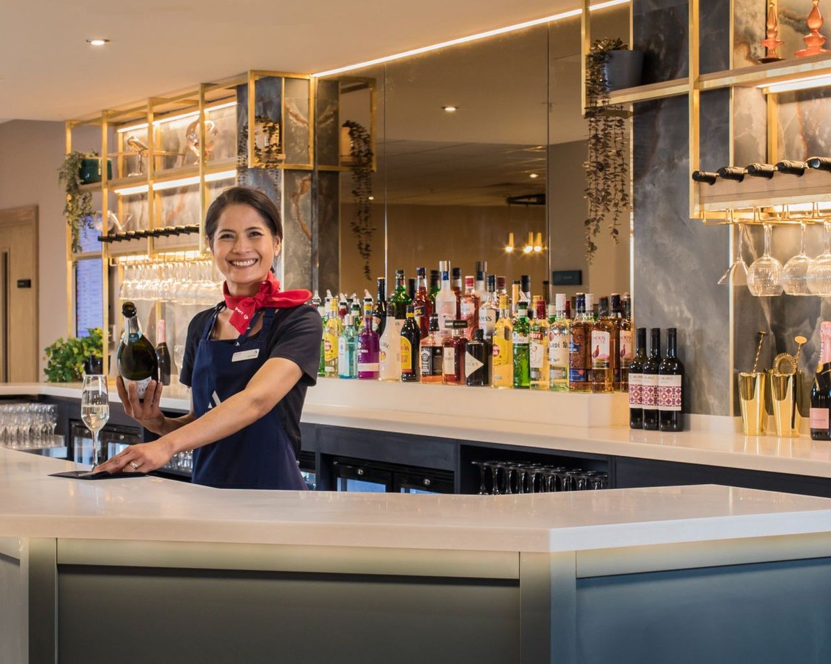 Seeking a career in hospitality? Join the Aspire Executive Lounges team today! ✈️
 
Opening this summer, their BRAND NEW Luxe by Aspire lounge at Liverpool John Lennon Airport needs a team of hard-working, enthusiastic people to help bring the space to life – which is why they’re