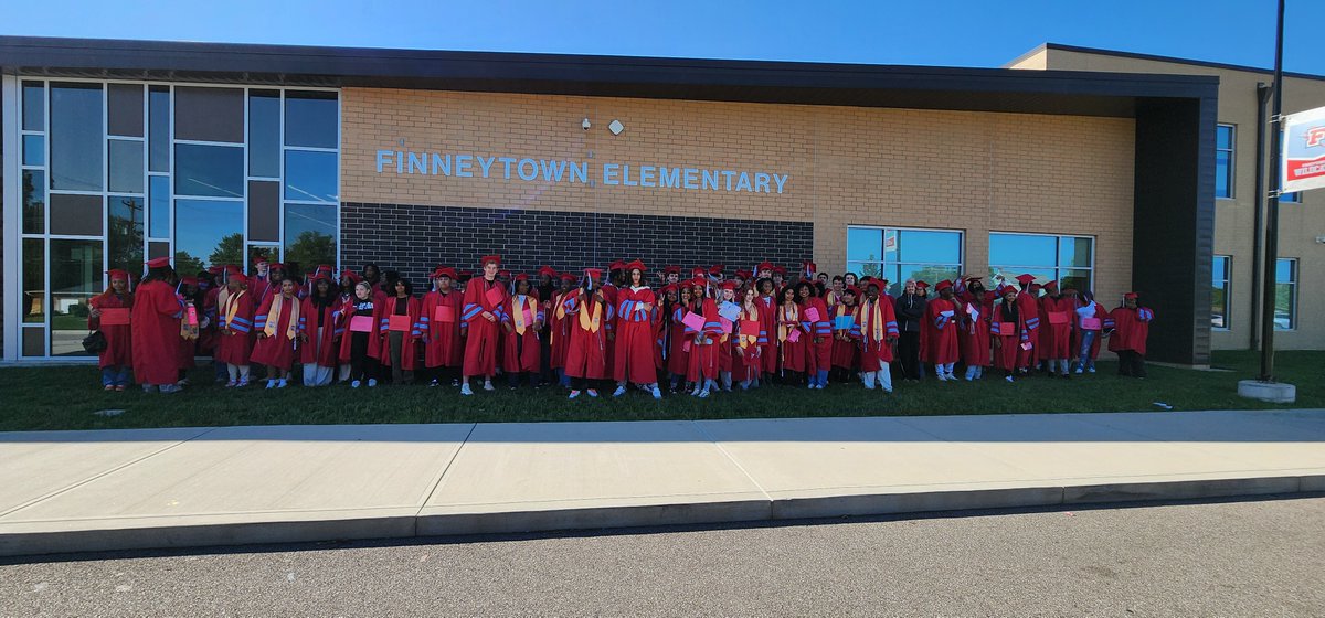 🎓 Our graduates took a heartfelt trip down memory lane as they walked the halls of Finneytown Elementary—where it all began for many of them. From wide-eyed kindergartners to confident seniors, this walk was a full-circle moment filled with all kinds of smiles. #wearefinneytown