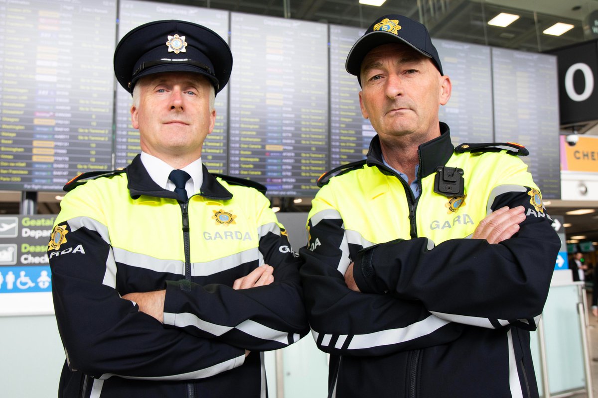 IAApress's tweet image. ✈️ As we head into the busy bank holiday weekend, Ireland’s aviation industry is united: disruptive behaviour has no place in the skies.
#NotOnMyFlight Campaign is back — stronger than ever.
Let’s fly with respect.
👉 More Info: iaa.ie/media/2025/05/…
@AerLingus…