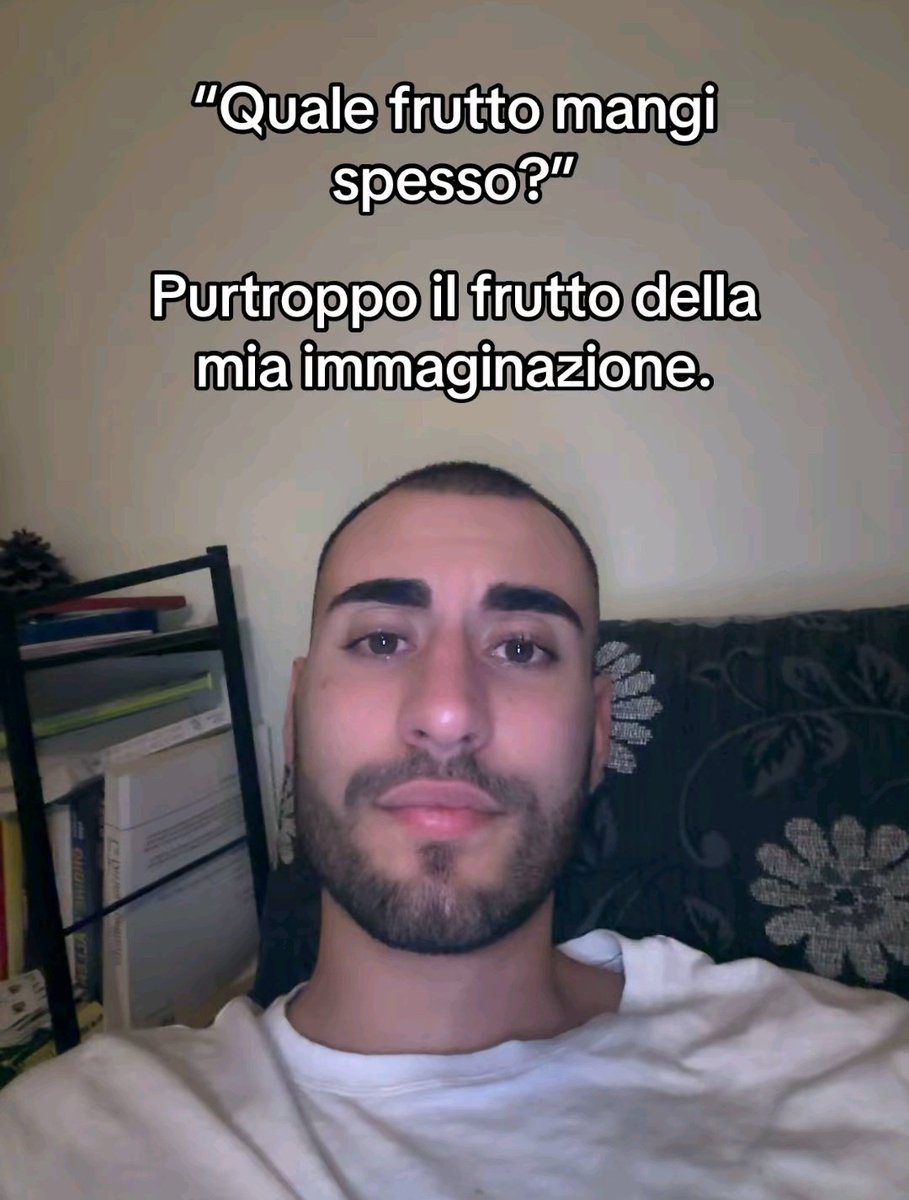 debs 🌙 (@20_sansastark) on Twitter photo 