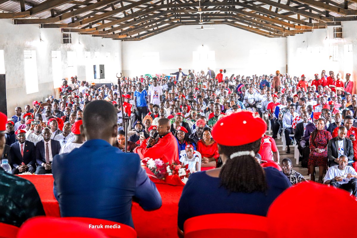NUPCampaigns's tweet image. Today our resilience training of district and constituency leaders extend to western Uganda. Our leaders led by the president @HEBobiwine are in Fortportal.
#ProtestVoteUG