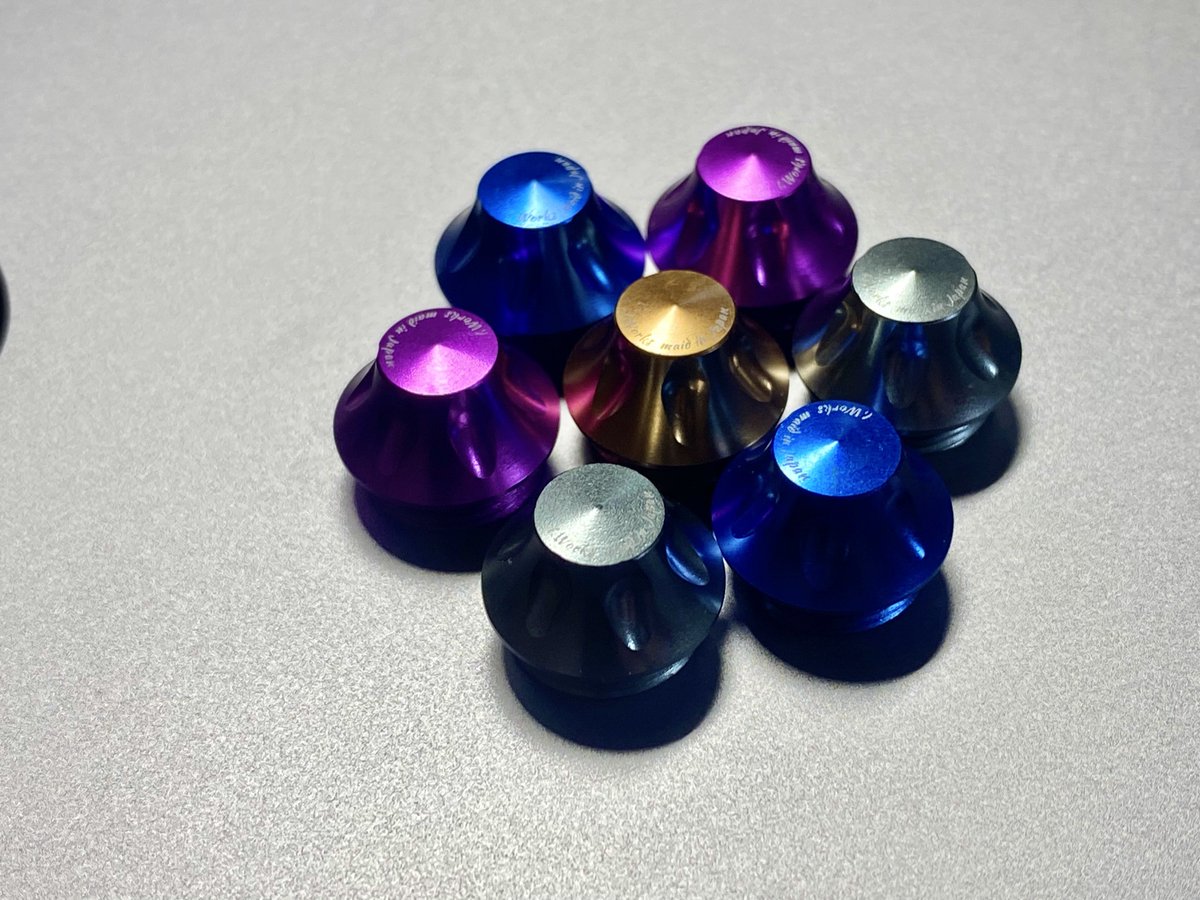 kaleido_steez's tweet image. 嬉しいやつ来てゃあ
抜群の高級感
そして、軽さにびっくり！😲

装着していくぅ

#iworks
#リールキャップ
#リールカスタム
#スピニングリール
#エリアトラウト