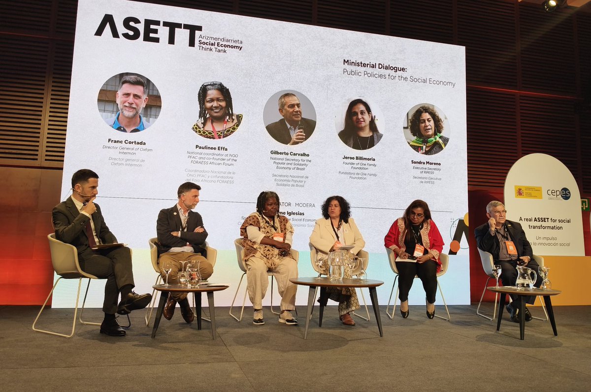 🌎#EconomíaSocial y sur global

<a href="/CortadaFranc/">Franc Cortada 🏳️‍🌈</a> <a href="/OxfamIntermon/">Oxfam Intermón</a>
<a href="/effa_pauline/">Pauline EFFA</a> <a href="/foraess/">FORAESS</a>
Gilberto Carvalho (Gob Brasil)
Jeroo Billimoria, emprendedora en SERIE
Sandra Moreno @rIPESSEurope
Modera: Jaime Iglesias. Economía Social <a href="/empleogob/">Ministerio Trabajo y Economía Social</a>

▶️youtube.com/watch?v=gBTLPb…

#ForoASETT2025